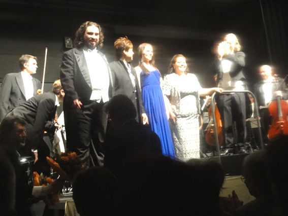 Die Solisten: Razvan Sararu (Tenor) Kyubong Lee (Bariton)<br>Joanna Karasuska (Sopran), Bertha Grandoso (Mezzosopran).